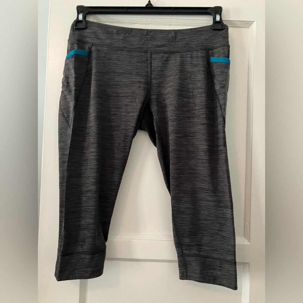 Patagonia Gray Capri Pants with Teal Accent